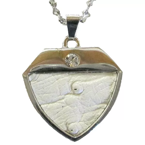 Pendant - white