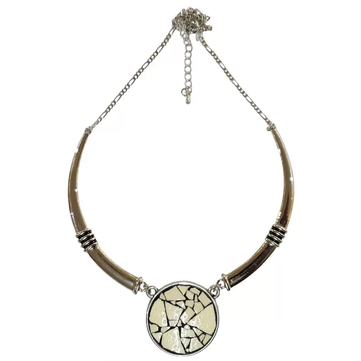 Tusk necklace - Ostrich eggshell