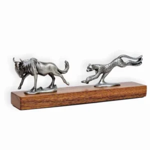 "The Chase" - Wildebeest & Cheetah on base