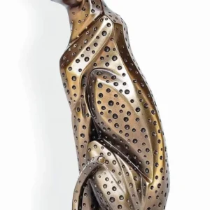 Zimbini - Cheetah Sitting